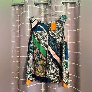 Juna Rose sleeveless top , great colors for fall